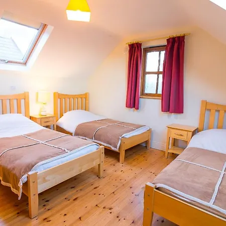 Croagh Patrick Hostel & Cottages Resort Holiday home Murrisk