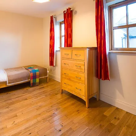 Croagh Patrick Hostel & Cottages Resort